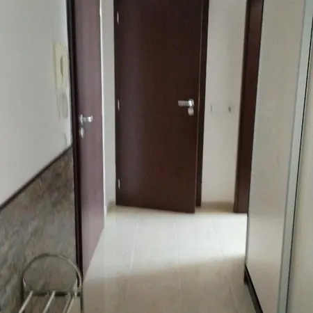 Апартаменти Vip Classic, Sunny Comfortable